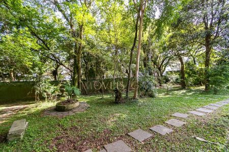 5_photo/94dcfab973.96458e673c4e6a1a-ATLAS-3ba595cf-7cb3-408f-934c-01ab897de0bb.jpg de casa à venda com 4 quartos, 162m² em Uberaba, Curitiba