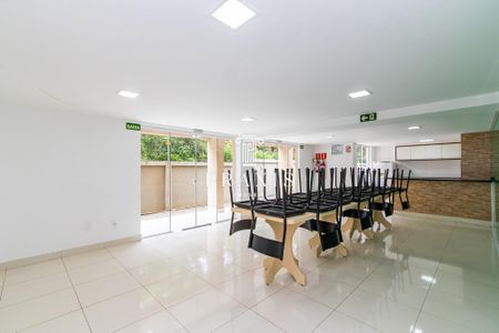 29_photo/94dcfabb57.7ca6cf55a8170bc3-ATLAS-d1adca8f-3430-43a8-acd5-5b09749865b0.jpg de apartamento à venda com 3 quartos, 65m² em Uberaba, Curitiba