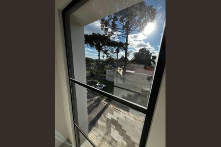 9_photo/94dcfabbb3.ceff8192393c33de-ATLAS-96f72e35-8b94-4cc6-a858-42429b45da3f.jpg de casa à venda com 3 quartos, 132m² em Uberaba, Curitiba