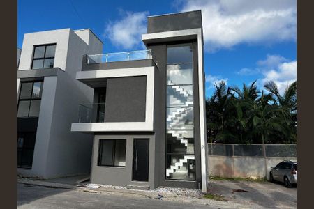 2_photo/94dcfabbb3.ceff8192393c33de-ATLAS-fb5c1b62-5b25-4fcf-ba7c-df67de3d0fd9.jpg de casa à venda com 3 quartos, 132m² em Uberaba, Curitiba