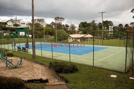 4_photo/94dcfabc3d.a3fcbfcae5733947-ATLAS-2f64db58-9595-4a3d-934d-b46de986c81f.jpg de casa à venda com 5 quartos, 390m² em Uberaba, Curitiba