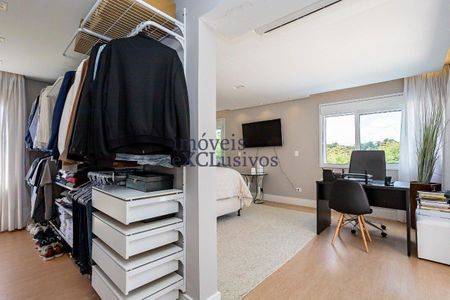 5_photo/94dcfabc3d.a3fcbfcae5733947-ATLAS-42e16154-a4be-428e-a9d3-95bddb241c28.jpg de casa à venda com 5 quartos, 480m² em Uberaba, Curitiba