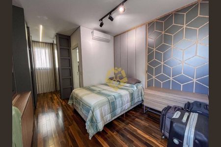 11_photo/94dcfabccb.c70978aa6f607503-ATLAS-01611756-e3f9-475b-942e-753adea9931d.jpg de casa à venda com 3 quartos, 284m² em Boqueirão, Curitiba