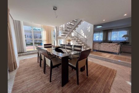 3_photo/94dcfabd3b.cf2e192b1746b475-ATLAS-06f0a238-0460-4f3c-85c9-ee26d7741cad.jpg de casa para alugar com 4 quartos, 396m² em Uberaba, Curitiba