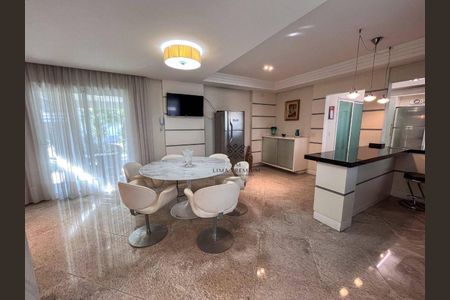 41_photo/94dcfabd3b.cf2e192b1746b475-ATLAS-2e249ae2-29b9-4fb1-9bc3-9928efb6fd25.jpg de casa à venda com 4 quartos, 396m² em Uberaba, Curitiba