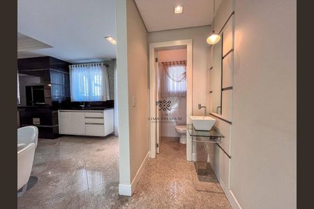 43_photo/94dcfabd3b.cf2e192b1746b475-ATLAS-8bd45702-fbfa-4a74-b9d7-2afed090b973.jpg de casa à venda com 4 quartos, 396m² em Uberaba, Curitiba