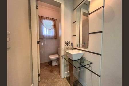 51_photo/94dcfabd3b.cf2e192b1746b475-ATLAS-8e984751-4829-460e-b8da-32a3a2a08ca8.jpg de casa à venda com 4 quartos, 396m² em Uberaba, Curitiba