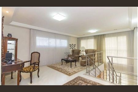 53_photo/94dcfabd3b.cf2e192b1746b475-ATLAS-ed8881f5-b532-4236-a1bd-ad45337416bb.jpg de casa à venda com 4 quartos, 396m² em Uberaba, Curitiba