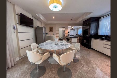 39_photo/94dcfabd3b.cf2e192b1746b475-ATLAS-f41dc3c8-ae1c-4c23-9afe-02de69b9b489.jpg de casa à venda com 4 quartos, 396m² em Uberaba, Curitiba