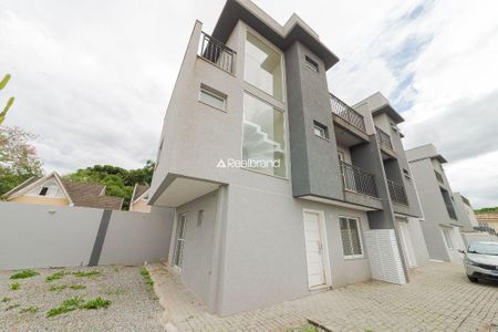 42_photo/94dcfabe15.ddf9b1090fe46506-ATLAS-f4dc6905-df46-4da7-ac69-01da0fa515a2.jpg de casa à venda com 3 quartos, 120m² em Uberaba, Curitiba