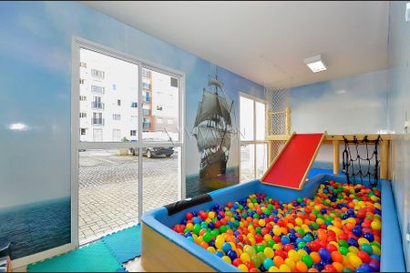 10_photo/94dcfabe51.b1a61d82d5bf880c-ATLAS-4e126360-05c9-49c8-832e-07f65a396d83.jpg de apartamento à venda com 3 quartos, 73m² em Uberaba, Curitiba