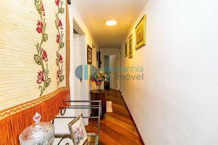 19_photo/94dcfabe75.6618d879b31b9a75-ATLAS-26d75ab4-e973-4706-8aeb-547197fced94.jpg de casa à venda com 5 quartos, 168m² em Uberaba, Curitiba