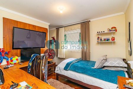 24_photo/94dcfabe75.6618d879b31b9a75-ATLAS-a02d202e-905c-4674-ac8e-1c8a45d6ea19.jpg de casa à venda com 5 quartos, 168m² em Uberaba, Curitiba
