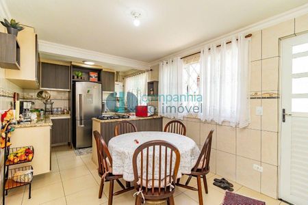 11_photo/94dcfabe75.6618d879b31b9a75-ATLAS-f14ef9cb-6dd8-4be9-a8be-99f965e931a5.jpg de casa à venda com 5 quartos, 168m² em Uberaba, Curitiba