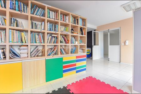 6_photo/94dcfabedd.107115d6f2cf1c55-ATLAS-269aed0b-7f02-4cd6-9f8b-c098a09cbfd5.jpg de apartamento à venda com 2 quartos, 58m² em Uberaba, Curitiba