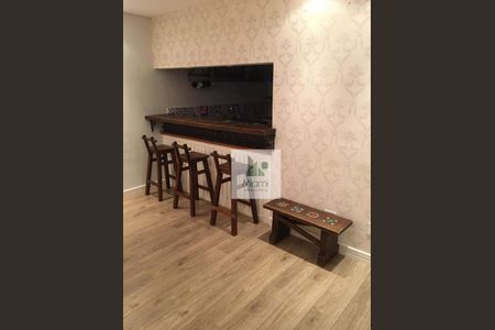 55_photo/94dcfabedd.582e2d3cd13a019b-ATLAS-58eb0f44-c65c-41f2-b3d5-40efbfbbc53c.jpg de apartamento para alugar com 3 quartos, 74m² em Uberaba, Curitiba