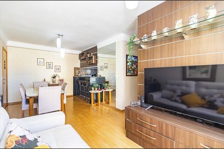 2_photo/94dcfabedd.a5a59436da1b382d-ATLAS-0349aa0f-4b24-45b8-8033-77220cab037f.jpg de apartamento à venda com 3 quartos, 75m² em Uberaba, Curitiba