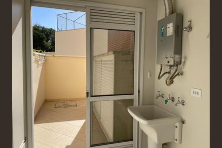 2_photo/94dcfabedd.bf553e9cf3485f72-ATLAS-1010b9f2-4b7c-4a0f-8689-7201619a510a.jpg de apartamento para alugar com 2 quartos, 132m² em Uberaba, Curitiba