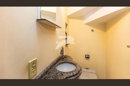 8_photo/94dcfabf83.9de7452646ed1670-ATLAS-732d7cc8-e5a0-4ab3-8f7e-3d086c765841.jpg de casa à venda com 4 quartos, 99m² em Uberaba, Curitiba