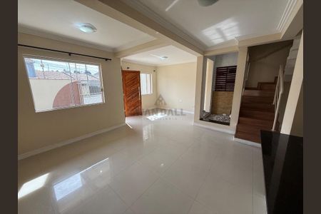 9_photo/94dcfac06f.85a9d17f5f5b4c67-ATLAS-c2f3b9b4-e175-4c6e-919b-e54e1670220a.jpg de casa à venda com 4 quartos, 160m² em Uberaba, Curitiba