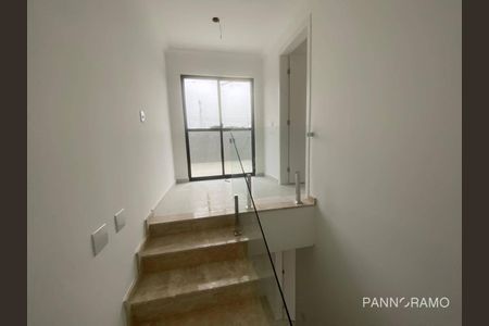 6_photo/94dcfac0d7.e968a236ebbcaf16-ATLAS-4a4e315b-3415-413c-b7ed-6566bff619bd.jpg de casa à venda com 4 quartos, 149m² em Uberaba, Curitiba