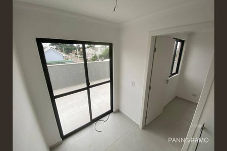 8_photo/94dcfac0d7.e968a236ebbcaf16-ATLAS-f74a3daa-e5ed-49c1-89be-2be471bbbe5a.jpg de casa à venda com 4 quartos, 149m² em Uberaba, Curitiba