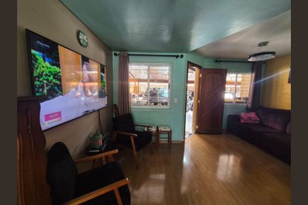 6_photo/94dcfac0db.35e43a4f309e4fc6-ATLAS-1a6d0921-d053-4b74-97dd-35d9c9aefcd6.jpg de casa à venda com 3 quartos, 120m² em Uberaba, Curitiba