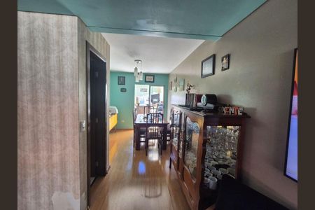 37_photo/94dcfac0db.35e43a4f309e4fc6-ATLAS-5972b2b2-6edf-44e4-91b6-495593a532b6.jpg de casa à venda com 3 quartos, 120m² em Uberaba, Curitiba