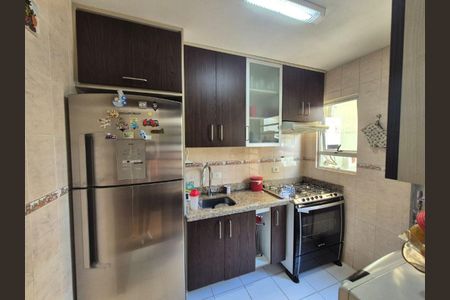 35_photo/94dcfac0db.35e43a4f309e4fc6-ATLAS-b67d3f3e-ac44-4a99-baa2-0ad26e9f2bbf.jpg de casa à venda com 3 quartos, 120m² em Uberaba, Curitiba