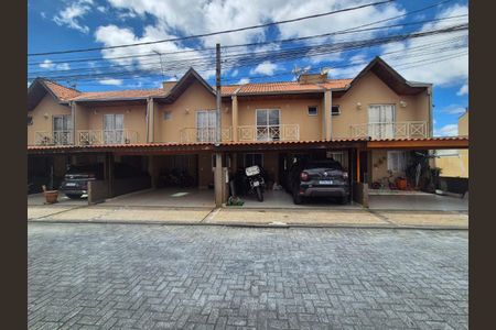 2_photo/94dcfac0db.35e43a4f309e4fc6-ATLAS-d53b2aef-7371-4fe2-9d20-b344d0826cf8.jpg de casa à venda com 3 quartos, 120m² em Uberaba, Curitiba