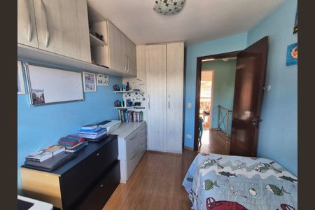 43_photo/94dcfac0db.35e43a4f309e4fc6-ATLAS-f1176062-d3bf-4d04-802f-2ba480a8d0dd.jpg de casa à venda com 3 quartos, 120m² em Uberaba, Curitiba