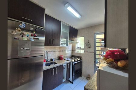 32_photo/94dcfac0db.35e43a4f309e4fc6-ATLAS-ff19c009-dd83-4a50-9da1-e607dba9bc63.jpg de casa à venda com 3 quartos, 120m² em Uberaba, Curitiba