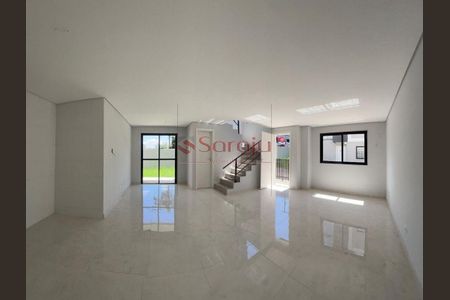 1_photo/94dcfac12d.00b2a68ad2326bbb-ATLAS-2aedca79-8119-44bc-83cd-29e66f6c12ce.jpg de casa à venda com 3 quartos, 105m² em Uberaba, Curitiba