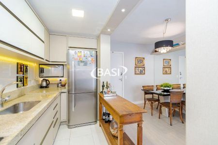 18_photo/94dcfac12d.00b2a68ad2326bbb-ATLAS-36a09bb2-b308-4ddb-93ac-6b7427dece63.jpg de casa à venda com 2 quartos, 67m² em Uberaba, Curitiba