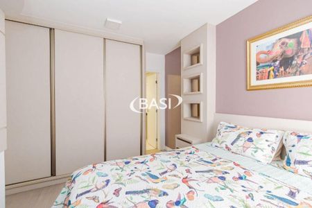 33_photo/94dcfac12d.00b2a68ad2326bbb-ATLAS-91dec876-26ed-4f22-9a02-d90e2dec0bd5.jpg de casa à venda com 2 quartos, 67m² em Uberaba, Curitiba