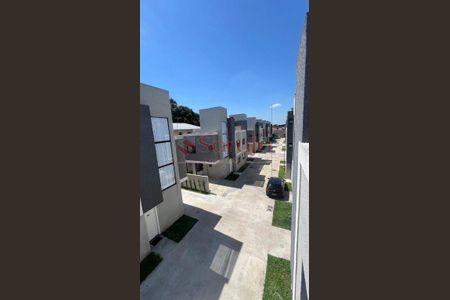 6_photo/94dcfac12d.00b2a68ad2326bbb-ATLAS-937b9122-96db-4c49-bb00-19ab2ca30d9c.jpg de casa à venda com 3 quartos, 105m² em Uberaba, Curitiba