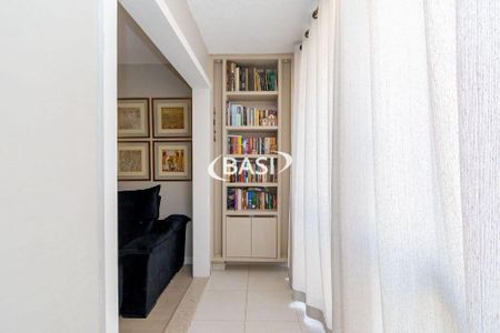 23_photo/94dcfac12d.00b2a68ad2326bbb-ATLAS-960f28a8-bb1e-46b4-aae5-7b6a2edd5c58.jpg de casa à venda com 2 quartos, 67m² em Uberaba, Curitiba