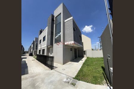 10_photo/94dcfac12d.00b2a68ad2326bbb-ATLAS-b328b17c-7152-4b6b-9de9-45585300524d.jpg de casa à venda com 3 quartos, 105m² em Uberaba, Curitiba