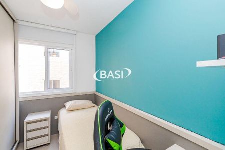 27_photo/94dcfac12d.00b2a68ad2326bbb-ATLAS-e968a9d8-a3d4-4822-97e6-771d4aa7ac2f.jpg de casa à venda com 2 quartos, 67m² em Uberaba, Curitiba