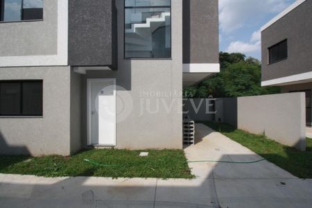 7_photo/94dcfac141.3aa916136add0e3f-ATLAS-3cb00b4f-eb8d-4789-9366-0e1d7e1cfcb7.jpg de casa à venda com 3 quartos, 109m² em Uberaba, Curitiba