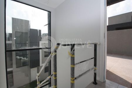 36_photo/94dcfac141.3aa916136add0e3f-ATLAS-e9f2ebab-4af2-4f5e-87f0-a58c9a0e3445.jpg de casa à venda com 3 quartos, 109m² em Uberaba, Curitiba