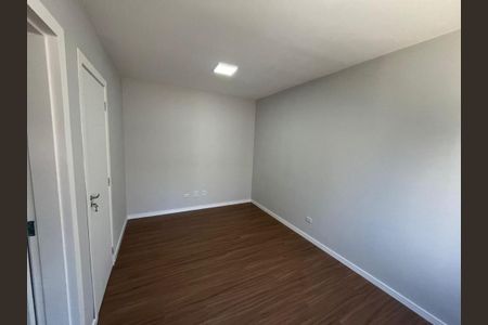 3_photo/94dcfac141.bc091cc2bdbd9366-ATLAS-82e2eb1d-a628-4588-ad77-60eae7f72456.jpg de casa à venda com 3 quartos, 109m² em Uberaba, Curitiba