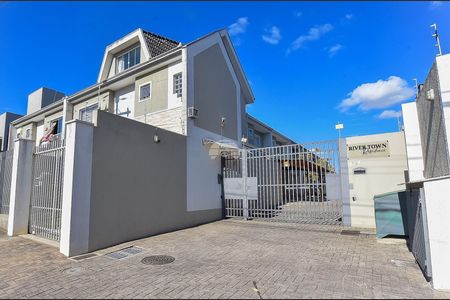 6_photo/94dcfac15b.8b60fe278ce0c1c8-ATLAS-62dbe644-e696-4366-931f-b4139f58ec4f.jpg de casa à venda com 3 quartos, 132m² em Uberaba, Curitiba