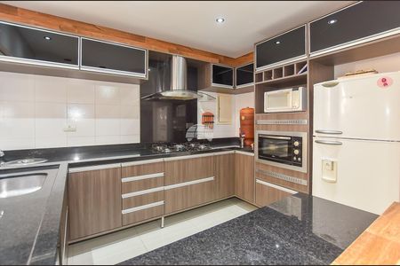 12_photo/94dcfac15b.8b60fe278ce0c1c8-ATLAS-d1331114-dac0-41eb-a200-d9ff7833e3cc.jpg de casa à venda com 3 quartos, 132m² em Uberaba, Curitiba