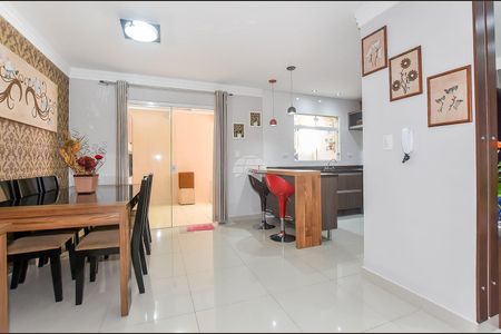 3_photo/94dcfac15b.8b60fe278ce0c1c8-ATLAS-dddccdad-1d80-4e14-985b-762869c92afc.jpg de casa à venda com 3 quartos, 132m² em Uberaba, Curitiba