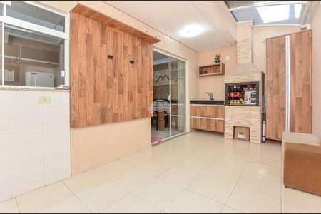 8_photo/94dcfac15b.8b60fe278ce0c1c8-ATLAS-fdcef962-ba0f-4948-884c-9f4a15ee9a8c.jpg de casa à venda com 3 quartos, 132m² em Uberaba, Curitiba