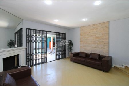 12_photo/94dcfac28f.ac8dd0fef4b2ad78-ATLAS-27042f7a-7b87-4aa4-979e-75ccf6beb440.jpg de casa à venda com 2 quartos, 129m² em Boqueirão, Curitiba