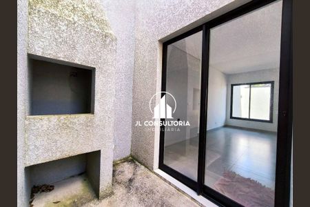 9_photo/94dcfac43b.f2f85754fdd078a3-ATLAS-8d0b0996-c26d-4a38-93a0-942a27287c60.jpg de casa à venda com 3 quartos, 100m² em Uberaba, Curitiba