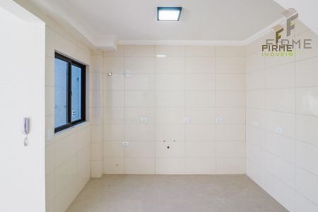 14_photo/94dcfac44f.3bc17bb710abfd8a-ATLAS-f5442e70-c5b3-4e62-aaec-ce16e8e1aa2c.jpg de casa à venda com 3 quartos, 108m² em Uberaba, Curitiba