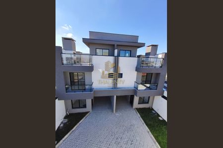 4_photo/94dcfac58b.04c16ff0d284adb7-ATLAS-50f300fe-c3f4-4e84-ae2c-e8c6b7d83284.jpg de casa à venda com 3 quartos, 114m² em Uberaba, Curitiba